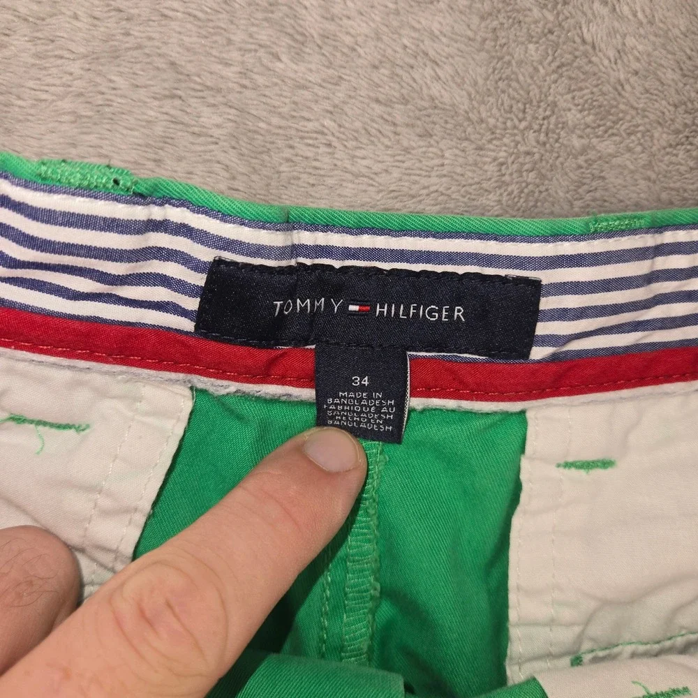 Tommy Hilfiger Mens Green Chino Shorts Size 34 Flat Front Cotton Twill Casual